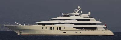 http://theyachtphoto.com/100/Eminence.jpg