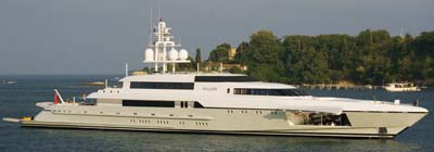 http://theyachtphoto.com/100/Rabdan.jpg