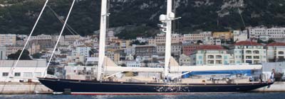 http://theyachtphoto.com/100/Athos.jpg